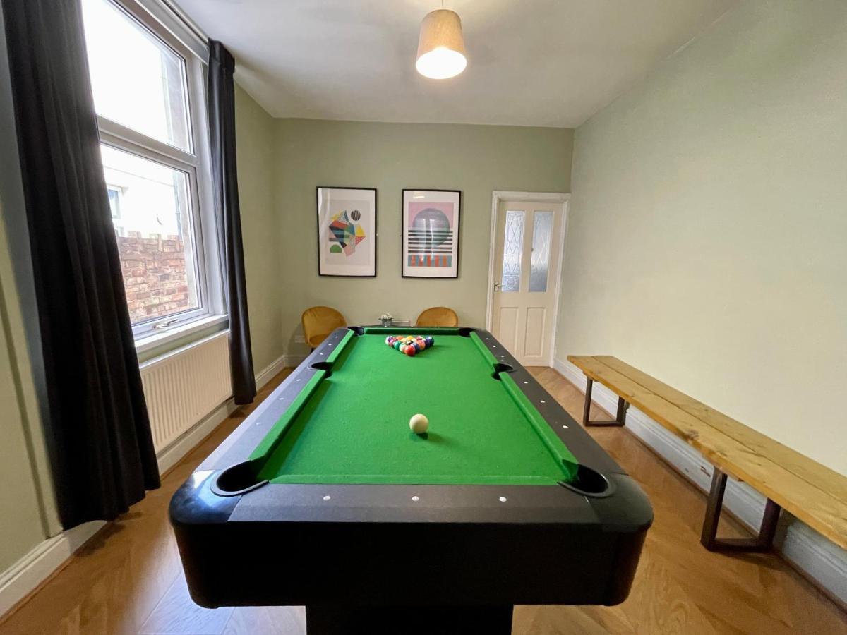 Edwardian City Centre House For Big Groups, Offroad Parking & Hot Tub! 卡迪夫 外观 照片