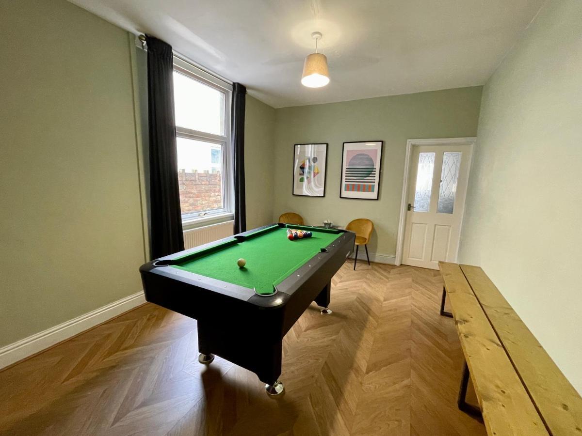 Edwardian City Centre House For Big Groups, Offroad Parking & Hot Tub! 卡迪夫 外观 照片
